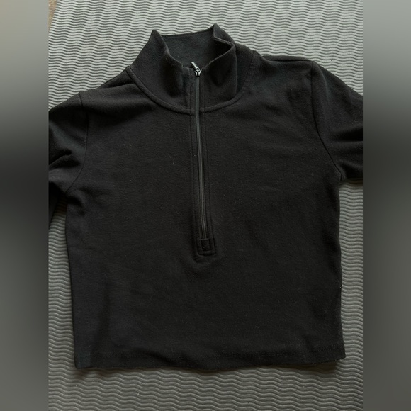 Sunday Best
HALF-ZIP LONGSLEEVE - Picture 5 of 6